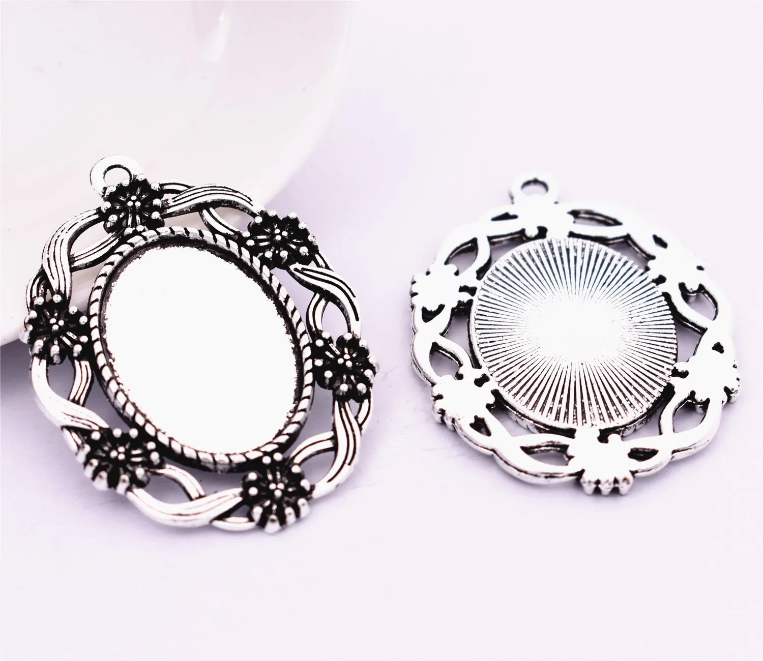 

New Fashion 4pcs 18x25mm Inner Size Antique Silver Plated Flower Style Cabochon Base Cameo Setting Charms Pendant-A4-03