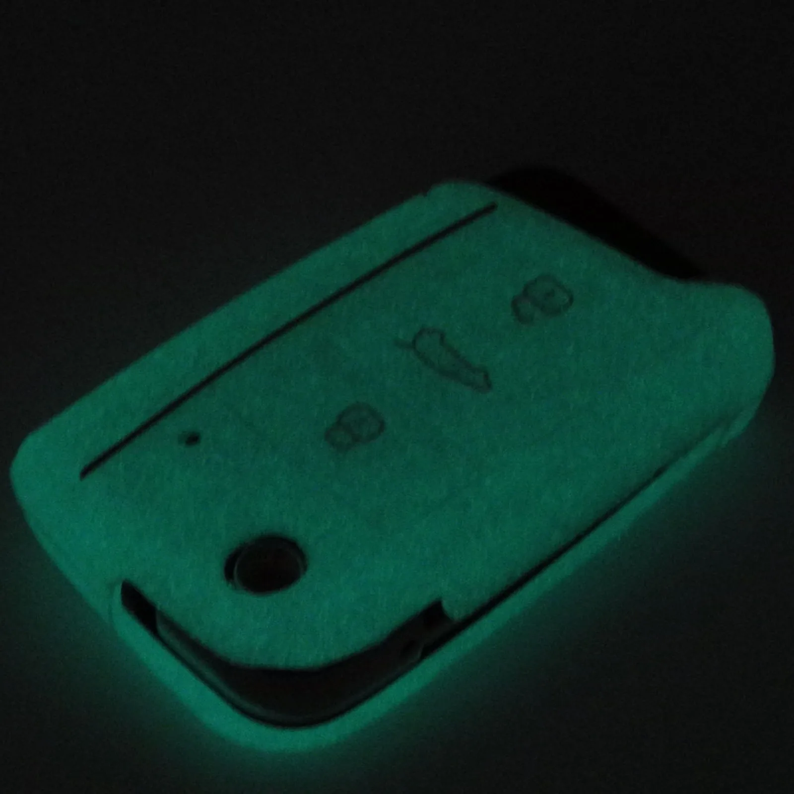 Luminousblue New 3 Buttons Silicone Car Key Cover For VW Volkswagen New Polo Golf 7 mk7 Tiguan SKODA Octavia A7 Kodiaq Karoq SEAT Ateca Leon - Цвет: Luminousblue