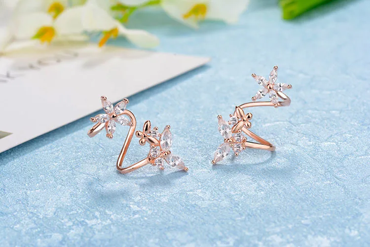 Серьги гвоздики из стерлингового серебра 925 пробы с бабочкой и блестящим