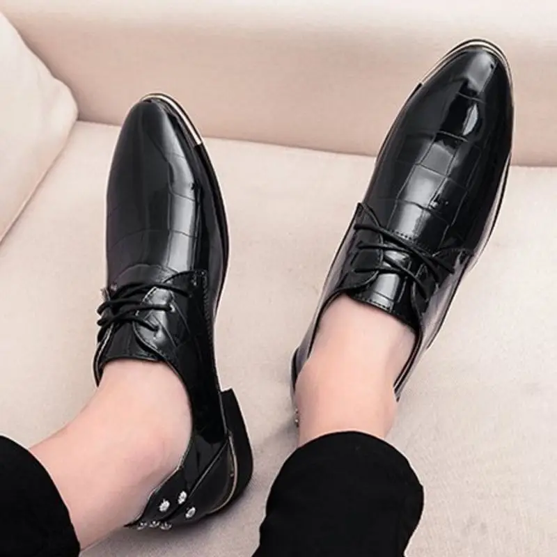 CULARACCI Роскошные Мужская повседневная кожаная обувь Острый носок на шнуровке с