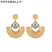 totasally vintage designed golden semi circle imitation pearl dangle earrings womens party show drop earrings dropshipping