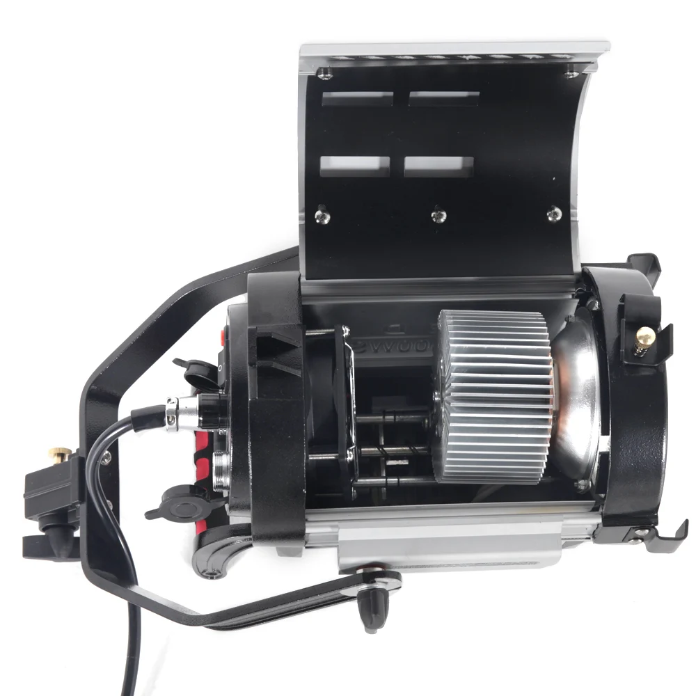 

Photography 3pcs 150W Dimmer LED Studio Video Fresnel Spotlight with Wireless Remote+Light Stand+Carry Bag+Flag Reflector