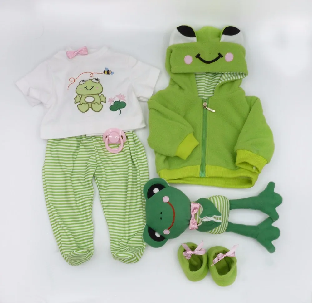 Forrsdor56cm обаятельный младенец Adora Lifelike малыш куклы с зеленым трехштучным комплектом и игрушкой-лягушкой, сделанные из силикона.