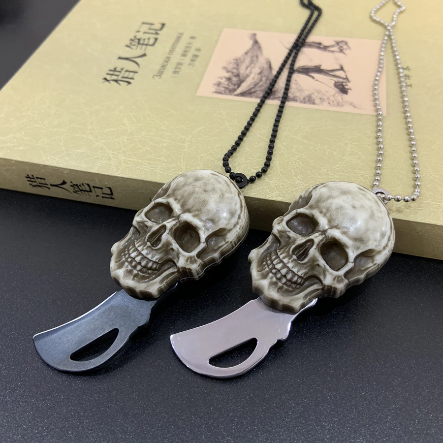 

Multifunctional Mini Hanging Necklace Knife Protable Outdoor Camping Knife Rescue Survival Tool