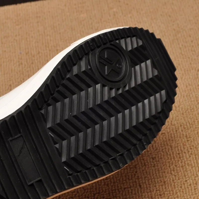 Fashion New Men Light Breathable Canvas Casual All Black white Red High top Solid Color Sneakers Shoes flats yui78 |