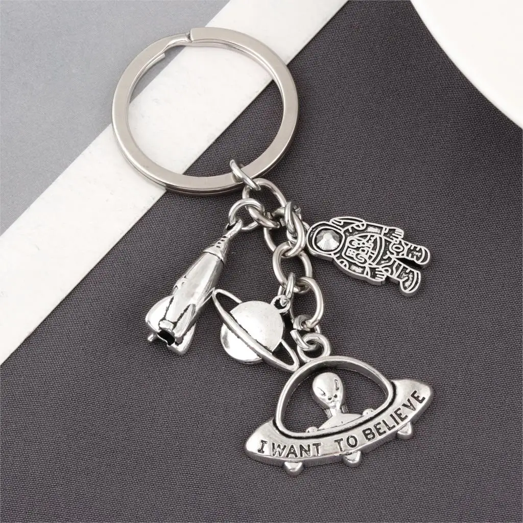 1Pc New Arrival Rocket Spacecraft Alien UFO Charms Keychain Planet Astronaut Keyholdert Making Men Gift Jewelry Supplies | Украшения и