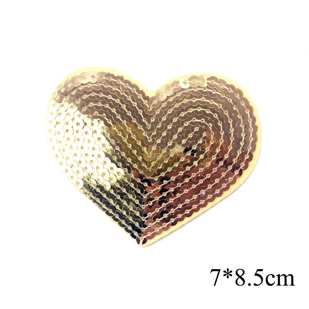 10 шт. Золотое сердце Вышивка Железо на заплатках для одежды железо значке Germent