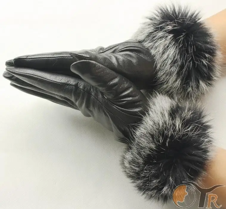 2014 new winter sheepskin gloves Ms. female black points mean cortical thickening fur leather ST200 | Аксессуары для одежды