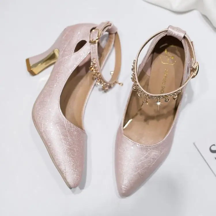 Женская обувь на высоком каблуке цвет розовый белый черный Туфли Мэри Джейн с