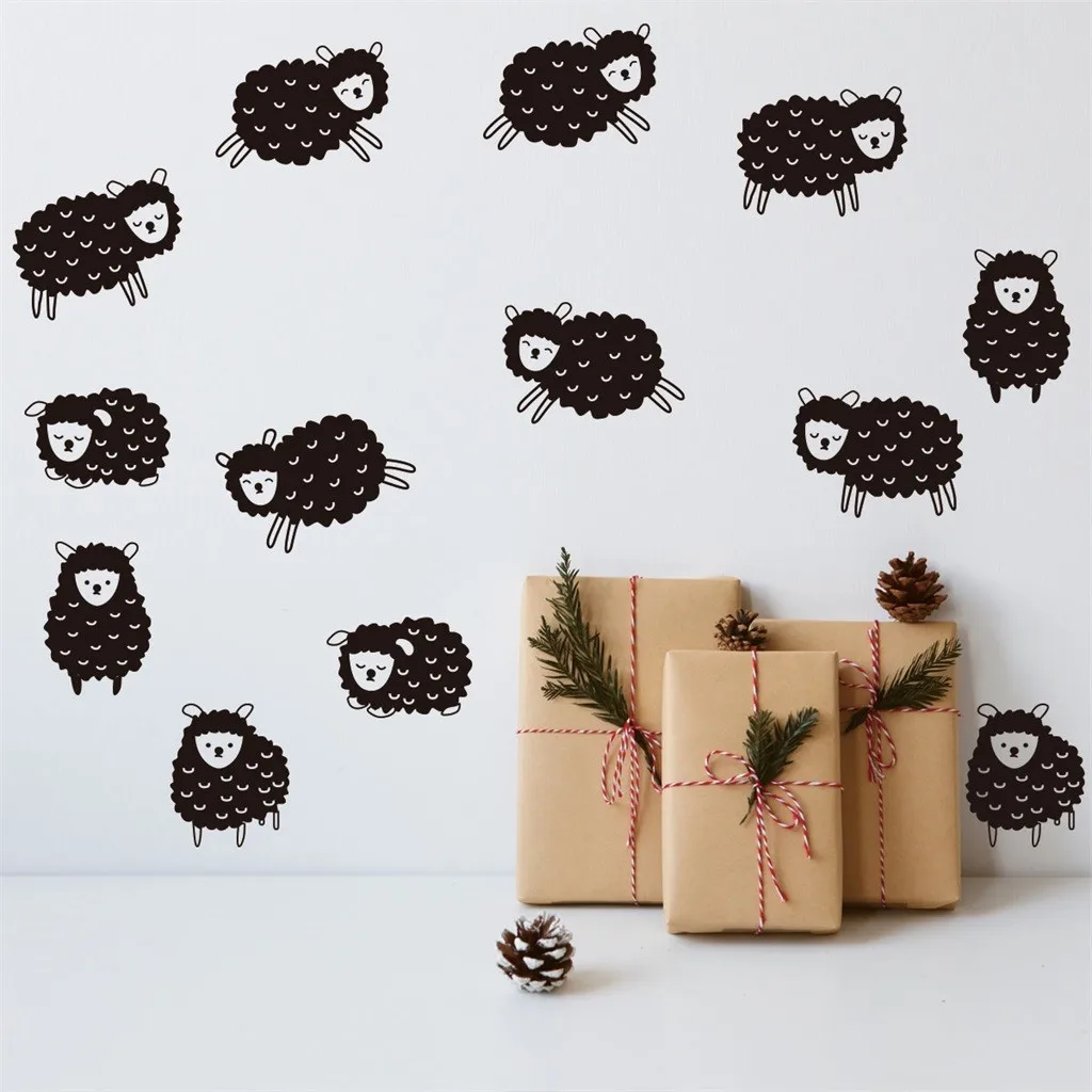 Мобильная креативная стена прикрепленная с декоративными стеновыми окнами