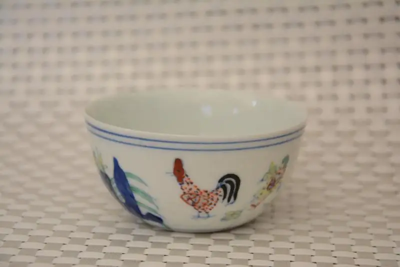 

Rare Ming Dynasty(ChengHua) porcelain cup,Chick,DouCai, best collection & adornment, Free shipping