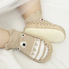 Туфли с резиновой подошвой для маленьких девочек 4-24 месяцев, хлопковые носки для мальчиков, милые Нескользящие домашние носки с животными для малышей, печатная тапочка