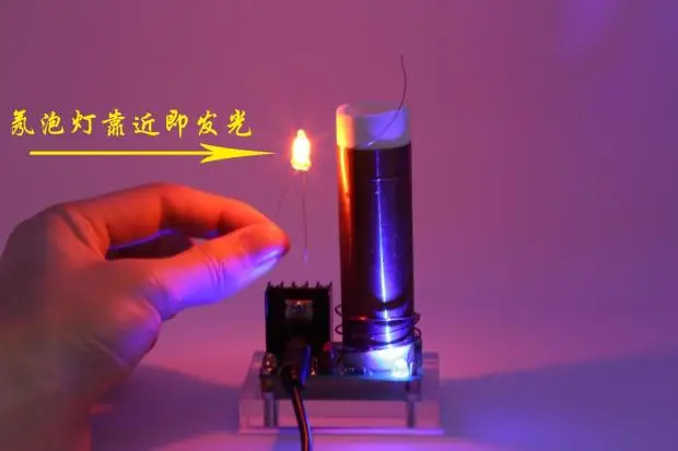 PLL SSTC Mini Tesla Coil может воспроизводить мобильный телефон/компьютерную музыку для