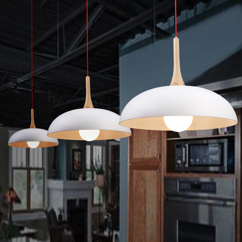 Деревянный подвесной светильник в североевропейском стиле черно белый