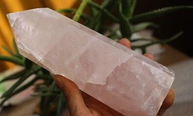 

xd j00828 NATURAL ROSE QUARTZ CRYSTAL WAND POINT
