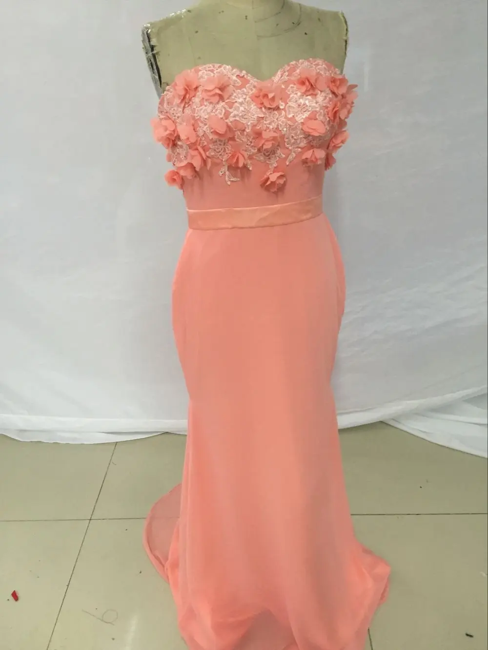 Арбузно красный платье подружки невесты платья модное Милая с отделкой из