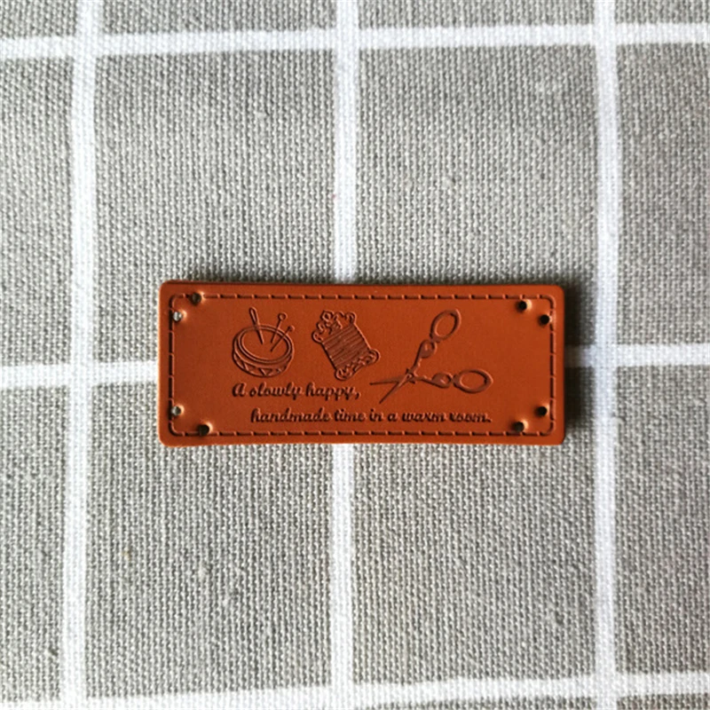 2 Lychee Life 10pcs Handmade Leather Labels Sewing Machine Key Scissors Pattern Clothes Tags DIY Labels for Garment Bag Hat - Цвет: 2