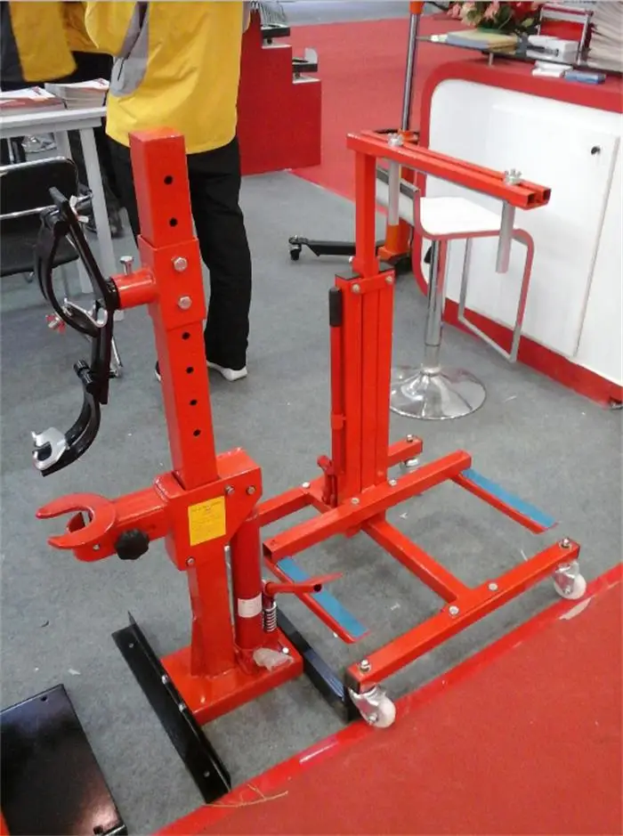 Пружинный компрессор также поставляет опору двигателя стенд для передачи пресс