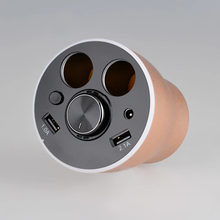 Многофункциональное автомобильное зарядное устройство подстаканник два гнезда