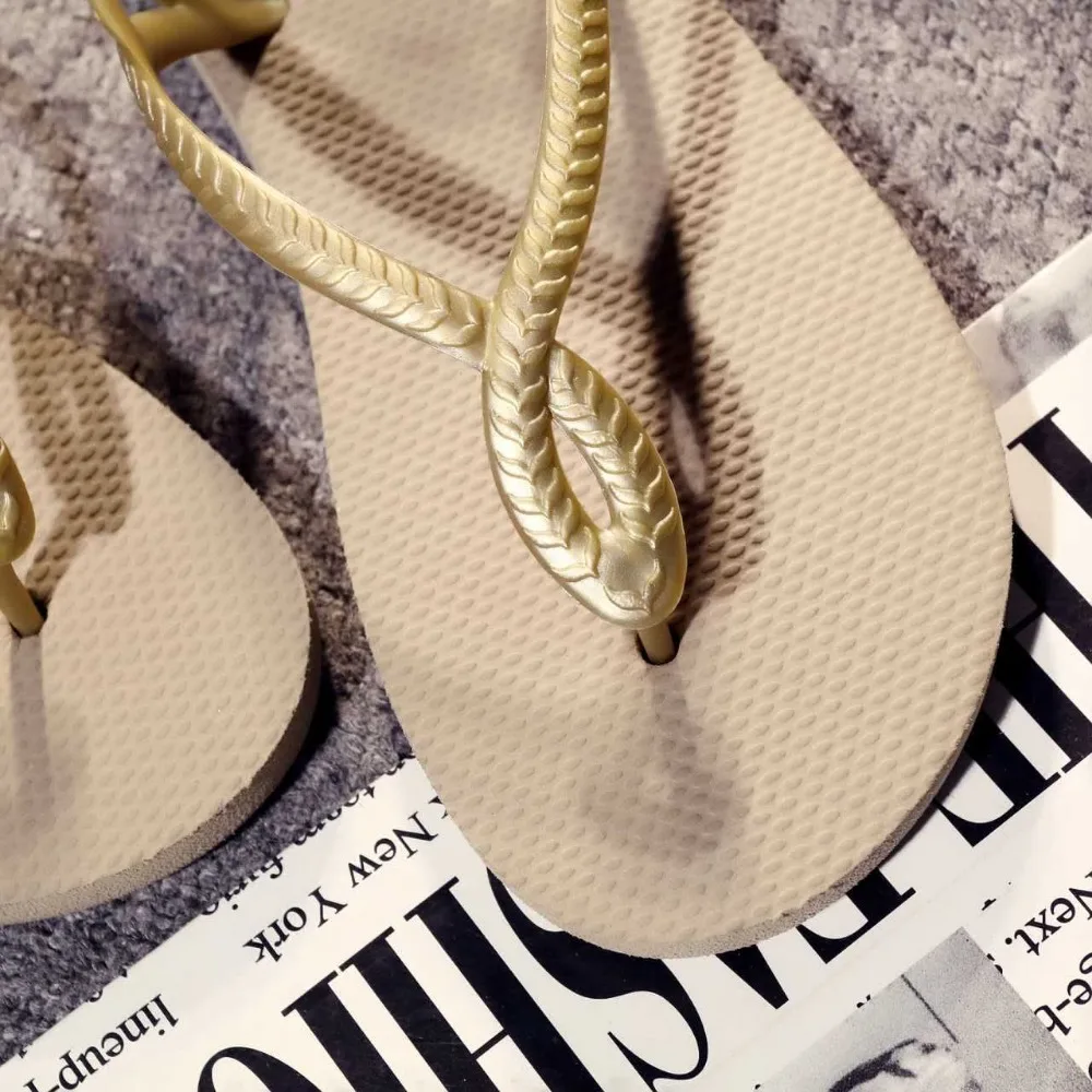 2019 лето новый тренд комфортная обувь на плоской подошве флип крюк ног