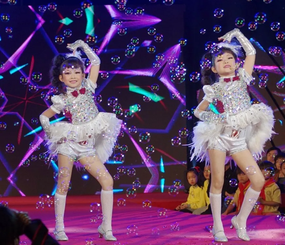 

Детские джазовые танцевальные костюмы для девочек, современный танцевальный костюм, смокинг с блестками и перьями, детская юбка для подиум...