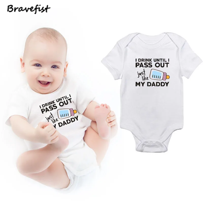 Летние Боди белый Ребенка Onesie Pass Out с надписью My Daddy буквенным принтом короткий