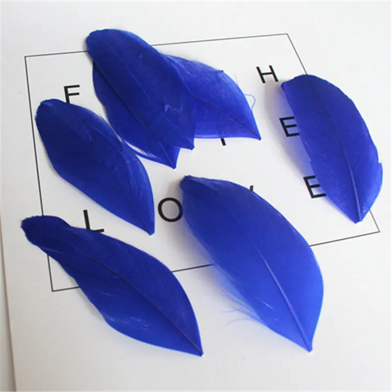 blue 50pcs Розничная, 50 шт., 4-8 см, цветные гусиные перья, отделка, свадебное платье, украшения, рукоделие, перья для аксессуаров - Цвет: blue 50pcs