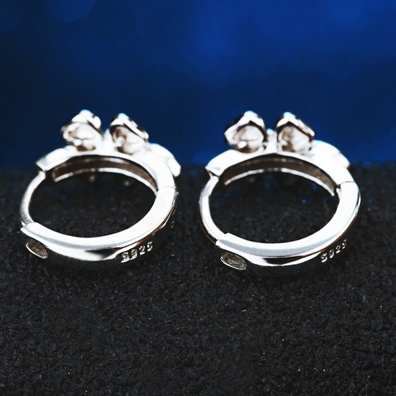BeBe Kitty 925 Серебряное ювелирное изделие маленький обруч с сердечком серьги Huggie