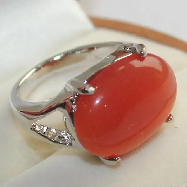 Фантазия дамские любимые красные камни с серебристым покрытием серебро 925