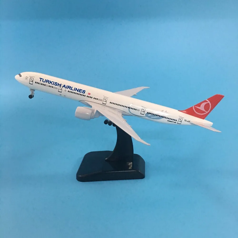 Модель самолета JASON TUTU модель турецкий Боинг B777 1:200 литая металлическая игрушка 20