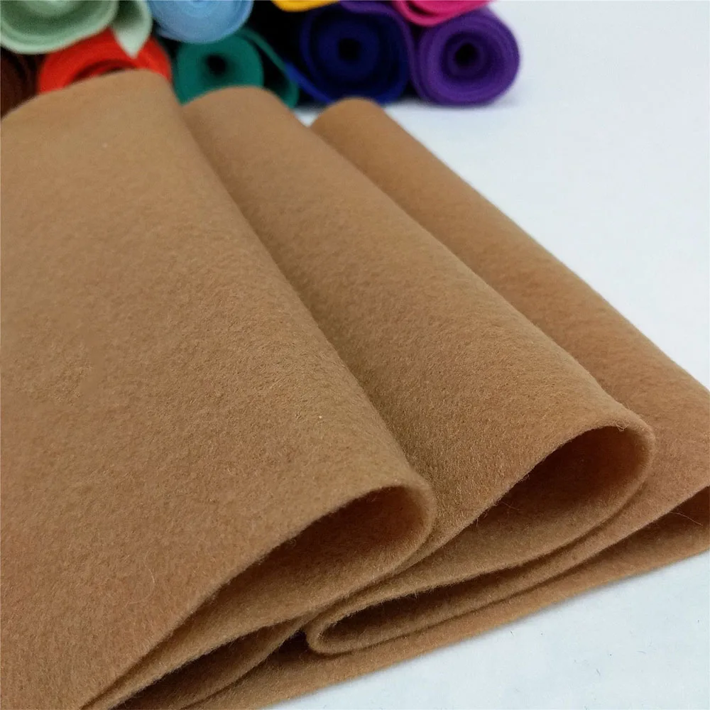 Light Brown(90X90cm) Мягкий войлочный материал, нетканый войлок, тканевый лист, сделай сам, швейные куклы, рукоделие, аксессуары, материал 1,4 мм, толщина 90 см - Цвет: Light Brown(90X90cm)