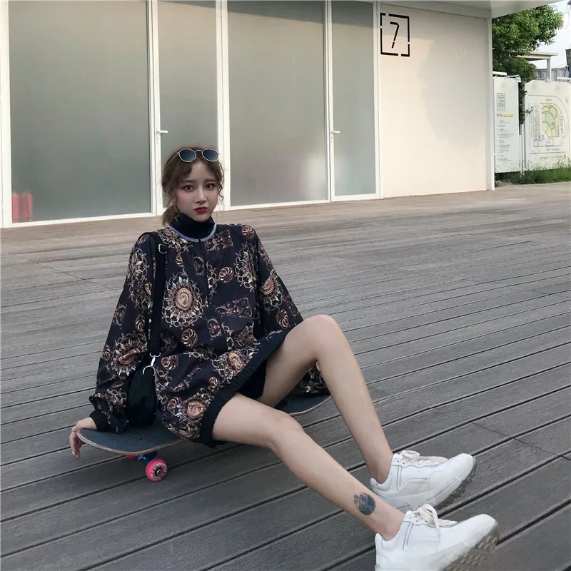 Красивое и оригинальное осеннее американское уличное Дворцовое ретро пальто с