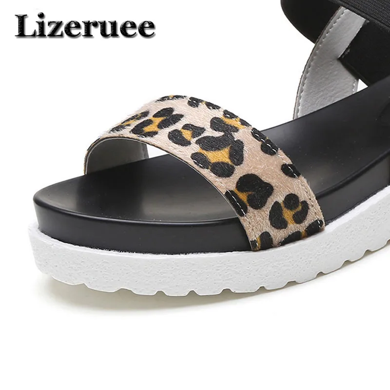 Женские сандалии гладиаторы на танкетке с резиновой перекрестной шнуровкой