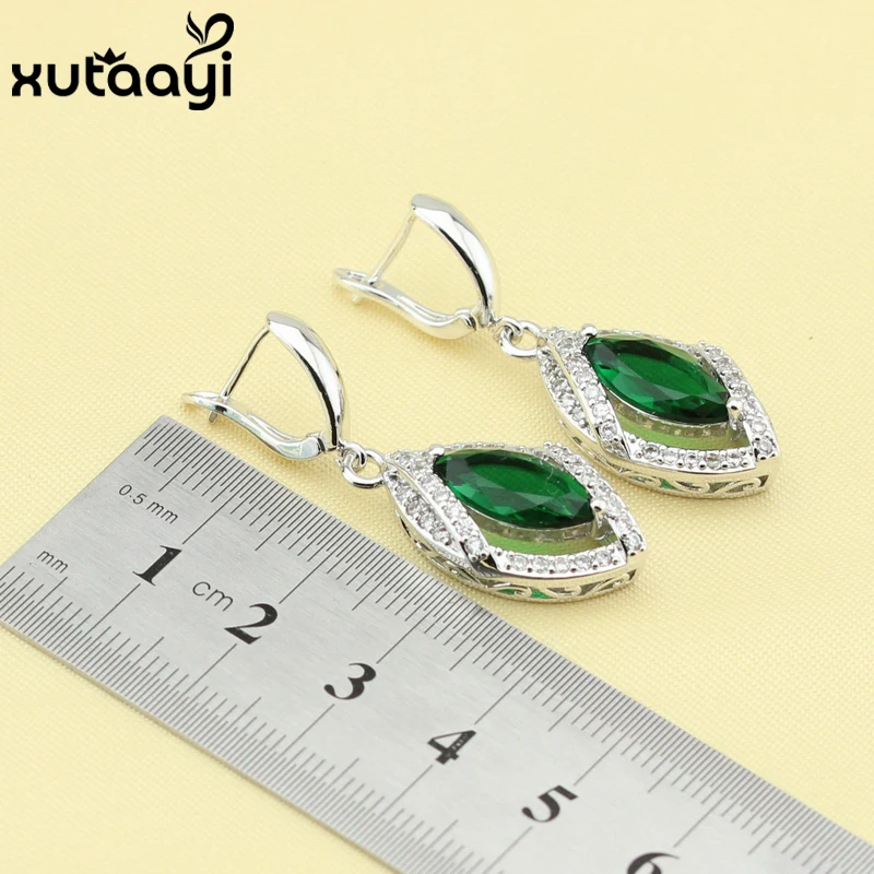 Соблазнительные искусственные зеленые камни с белым кубическим цирконием набор