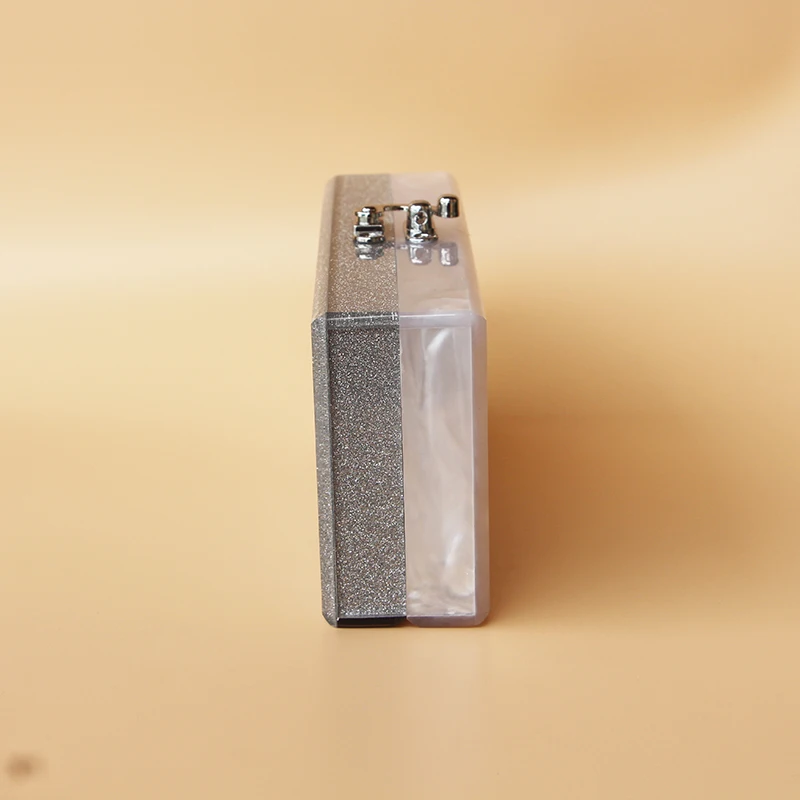 Акриловая сумка клатч женская маленькая на плечо Классические Серебристые