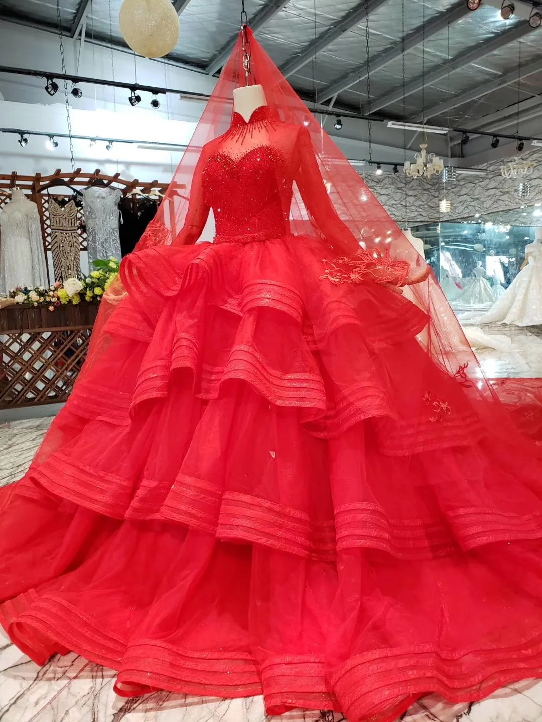 Elegant Lace High Neck Prom Dress Red Crystal Evening 2019 Ball Gown Puffy Skirt Layers Ruffless For Wedding Party | Свадьбы и