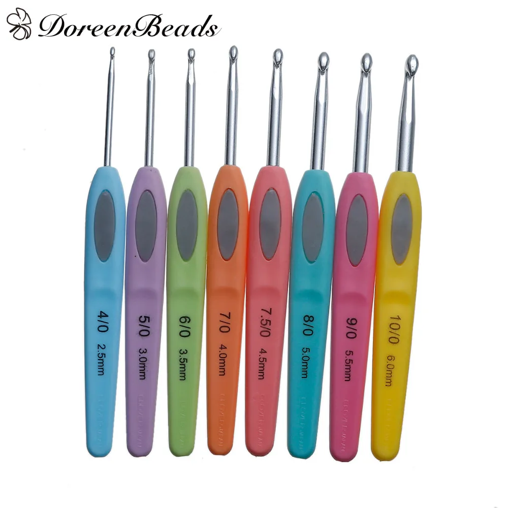 Вязальные крючки из пластика и алюминия в случайном порядке 13 5 см (5 3/8 дюйма) 1