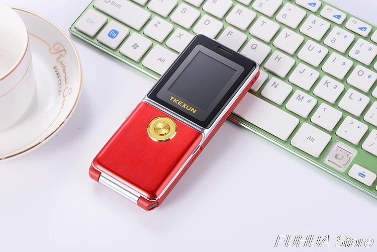 Мобильный телефон с откидным металлическим корпусом, две sim-карты, четыре диапазона, двойной фонарик, SOS, быстрый набор, большие голосовые мобильные телефоны TKEXUN G6000