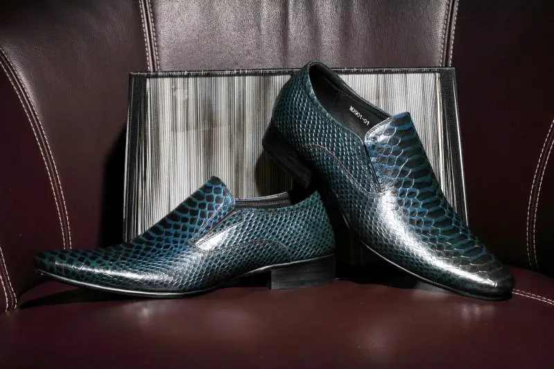 

Men Dress Shoes Leather Men Wedding Office Shoes Brogue Genuine Calf Leather Formal Office Leather Handmade for Male