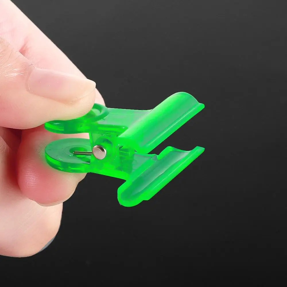 1pc green clips Профессиональный Стекловолоконный набор для наращивания ногтей шелковые шарфы для наращивания акриловая Форма для ногтей Fibernails с зажимами для кривизны инструмент для ногтей - Цвет: 1pc green clips
