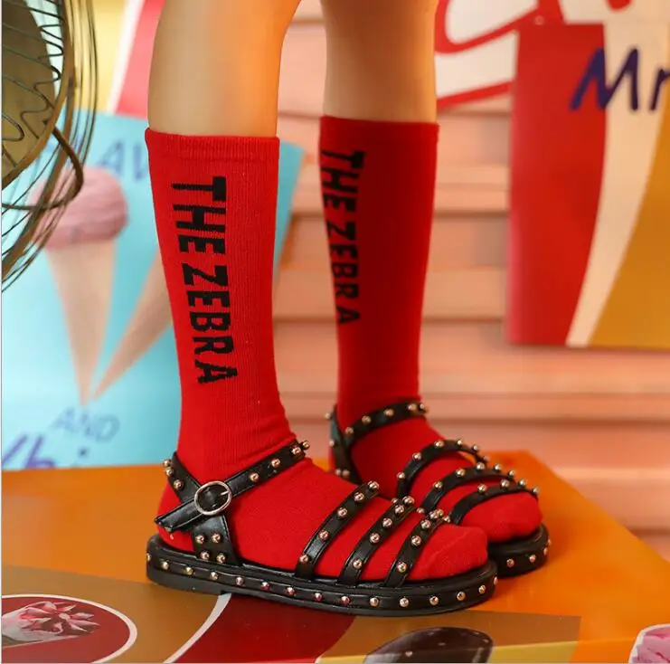 

New children letter socks fashion cotton boys girls sport socks
