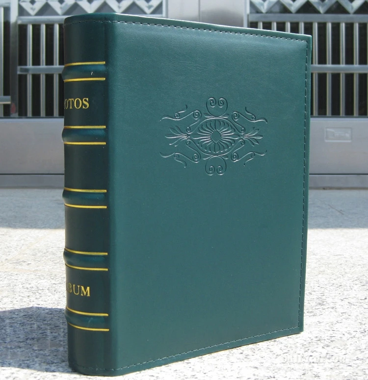 

Pu Leather Vintage Photo Album for 200 Photos of 6 Inch 4D Family /Wedding / Graduation /birthday Gift Photo Album