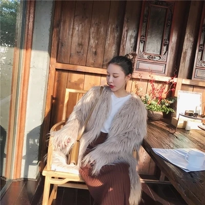 2018 New Style High-end Fashion Women Faux Fur Coat S7