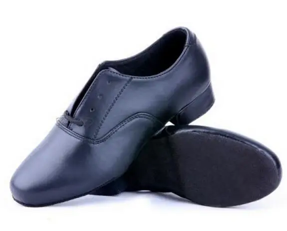 Бесплатная доставка новинка 2017 черные мягкие мужские туфли для