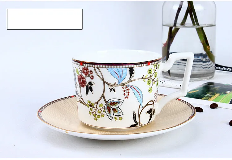Европейский набор кофейных чашек из костяного фарфора, английский стиль, набор для послеобеденного чая, керамическая чайная чашка, для вас с блюдом, для дома, да, чашка, подарок