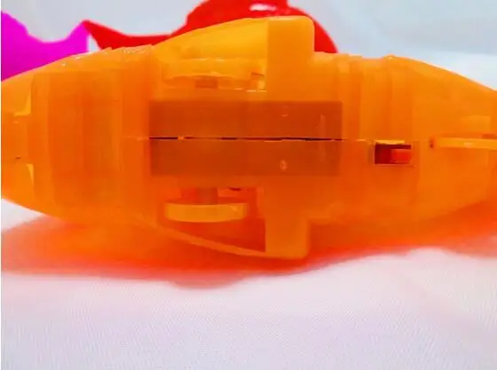 Будет выбран в произвольном порядке светильник музыкальные качели