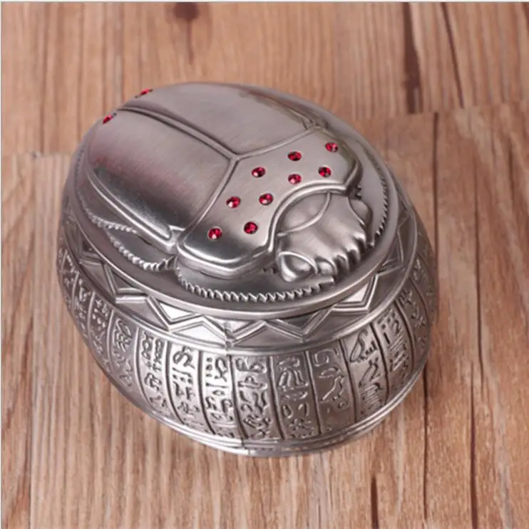 

Europe animal picture Jewellery Box lovely Necklace Pendant Rings metal Storage Case Desktop storage box Home Decoration Z072