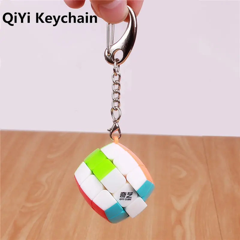 Qiyi-llavero de cubo m&aacute;gico de 3cm, Mini llavero de velocidad 3x3x3, pegatina de cubo m&aacute;gico sin giro, rompecabezas, juguete para regalo, llavero inteligente, decoraci&oacute;n Linda-0