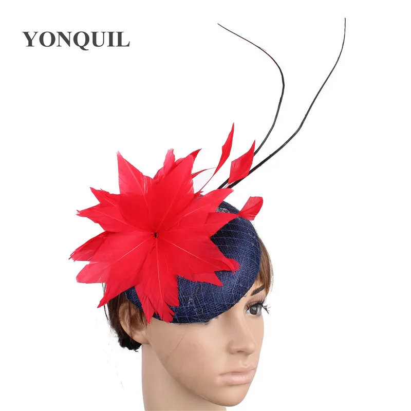 Фото Женская винтажная Вуалетка Sinamay Элегантная шляпка с красными перьями и цветами
