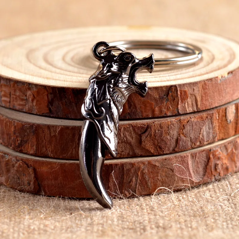 Винтажный брелок из материала сделай сам брелоки с животными волчий зуб Клык